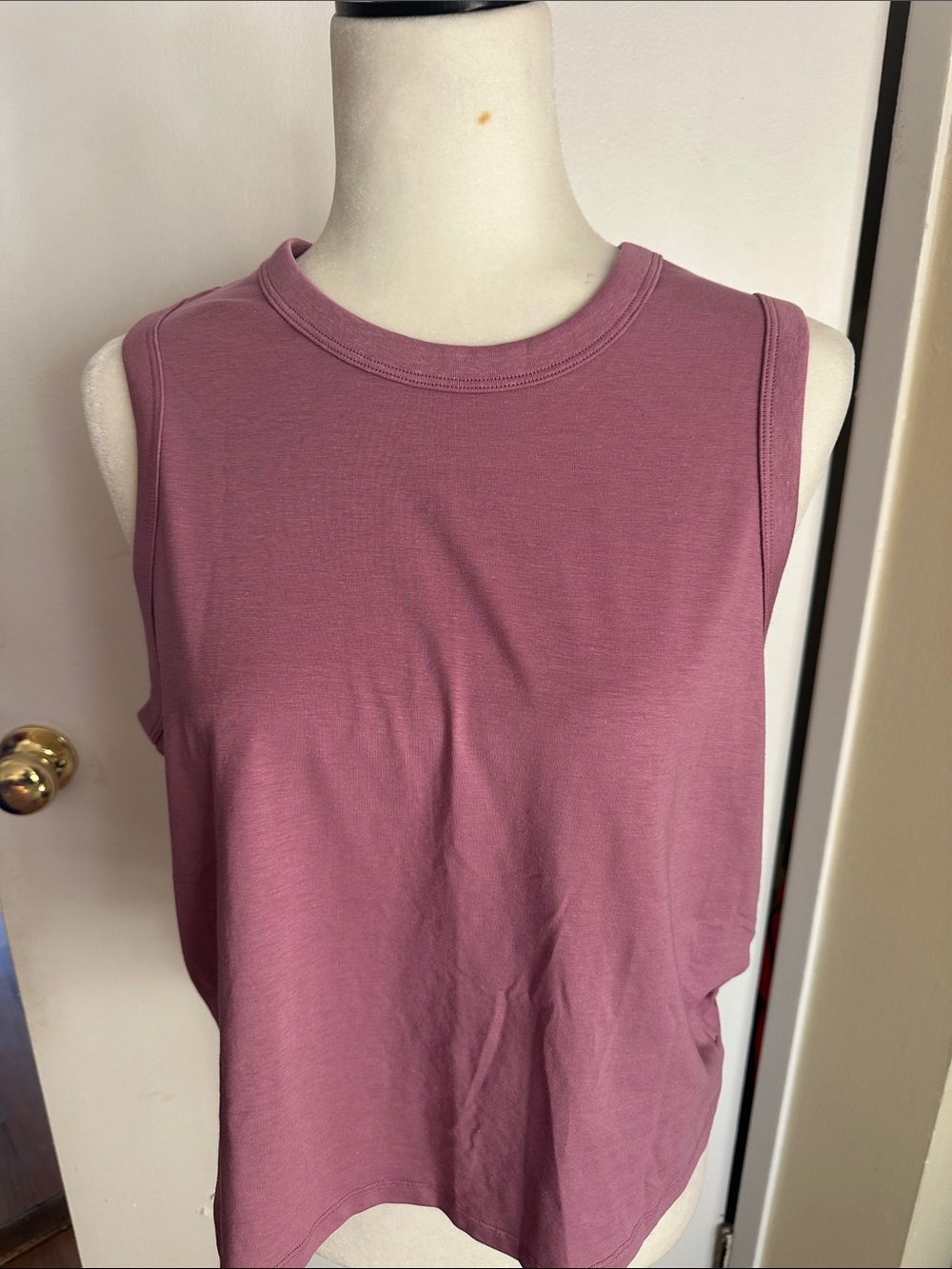 lululemon athletica Sleeveless Tank Top in Dusty Rose